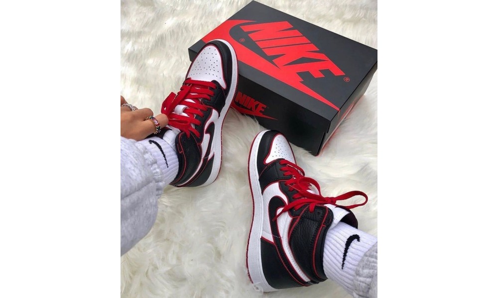 Nike air jordan outlet 1 retro bloodline